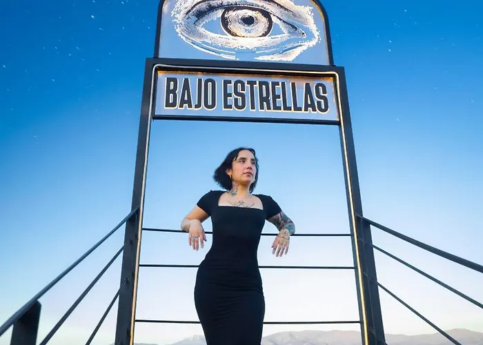 Bajo Estrellas Hotel Contemporaneo